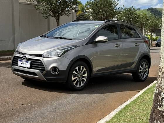 HYUNDAI HB20X 1.6 16V STYLE FLEX 4P MANUAL